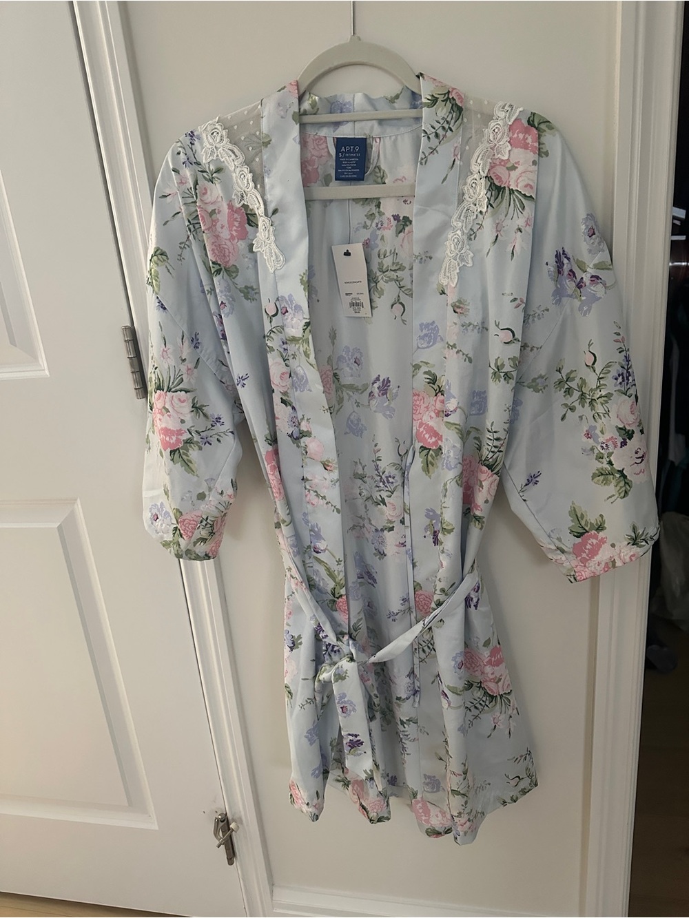 Kohl's Pastel Floral Lace-Trim Kimono Robe